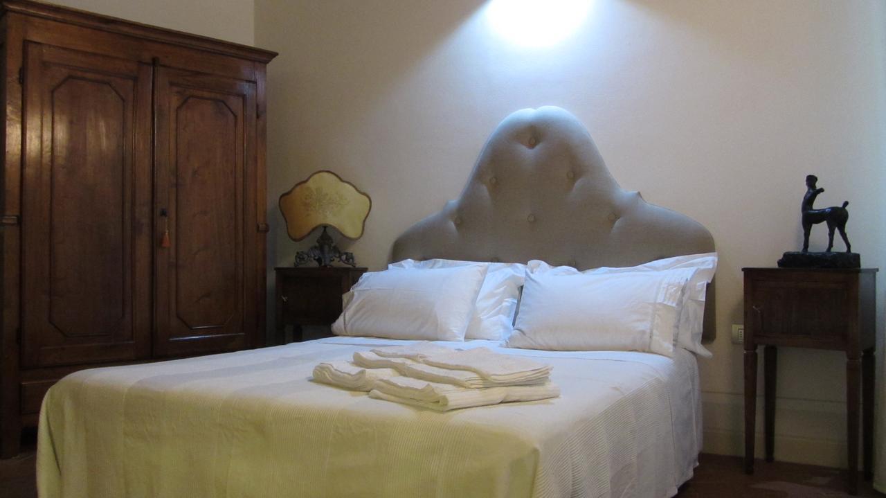 B & B Righi In Santa Croce Florencia Exterior foto