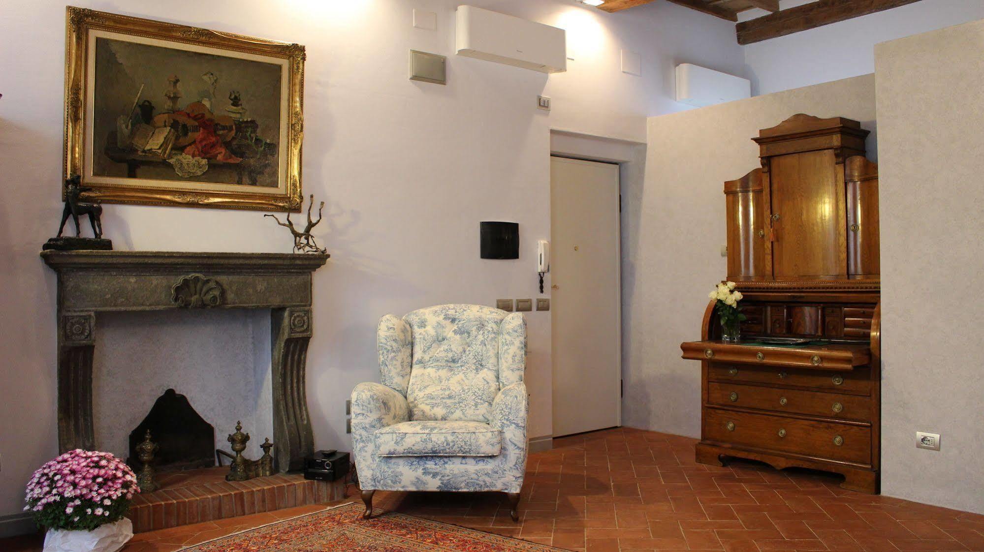 B & B Righi In Santa Croce Florencia Exterior foto