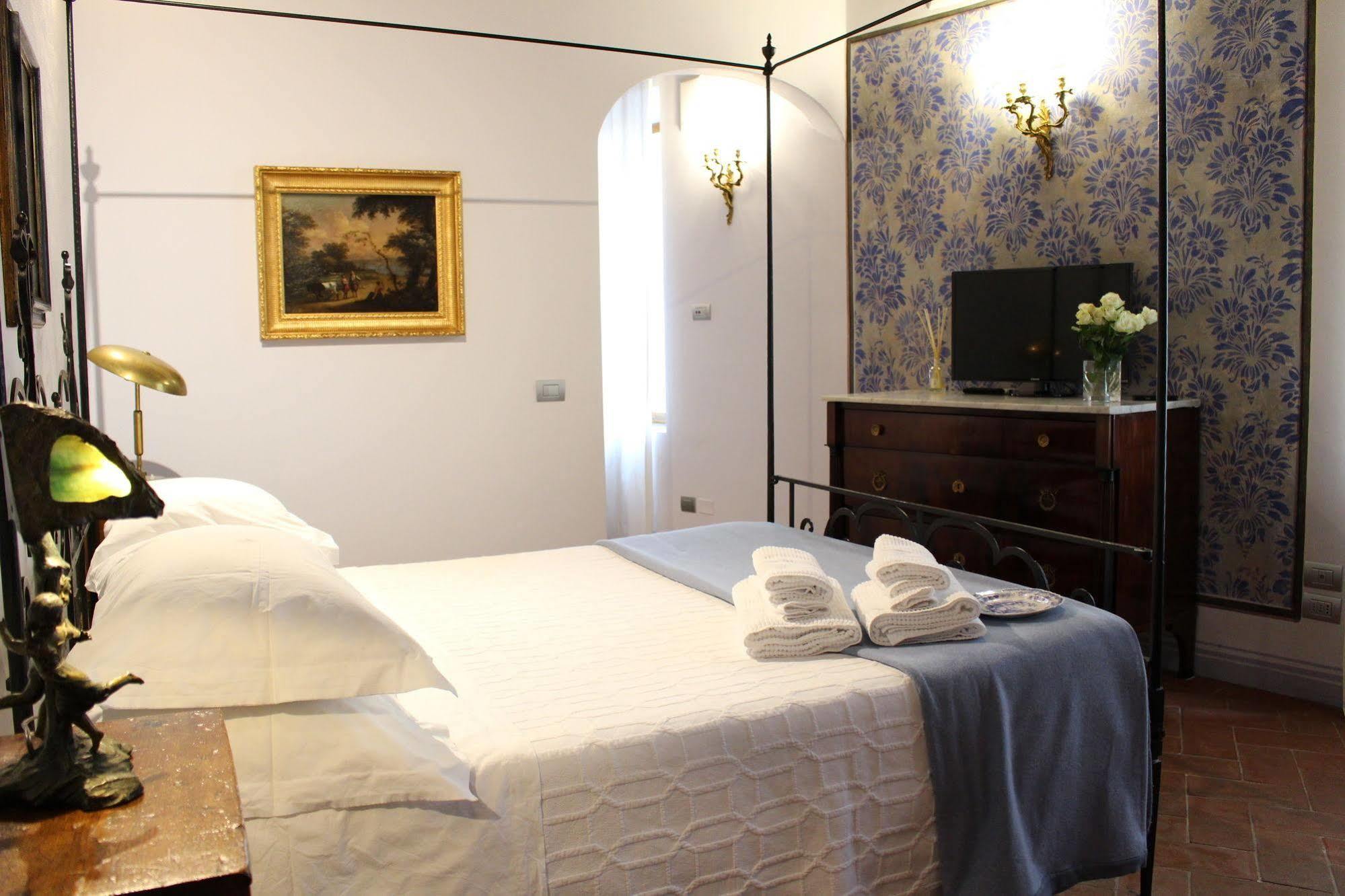 B & B Righi In Santa Croce Florencia Exterior foto